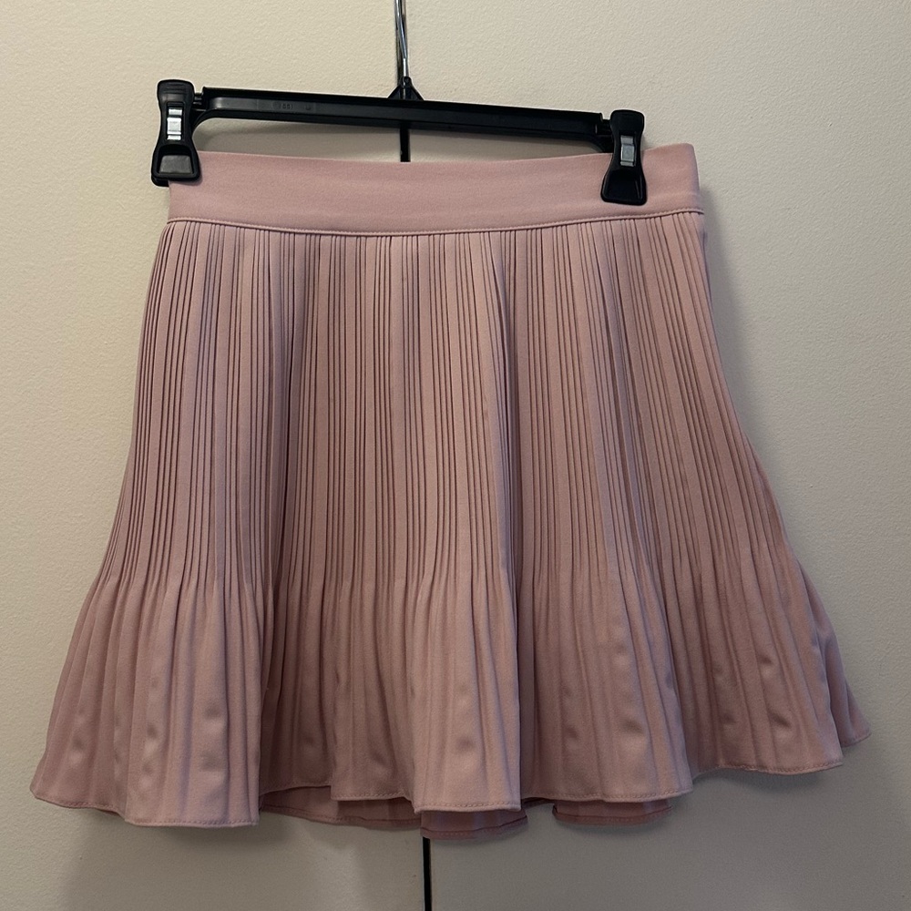 Pleated Rose Skort - Picture 2 of 5
